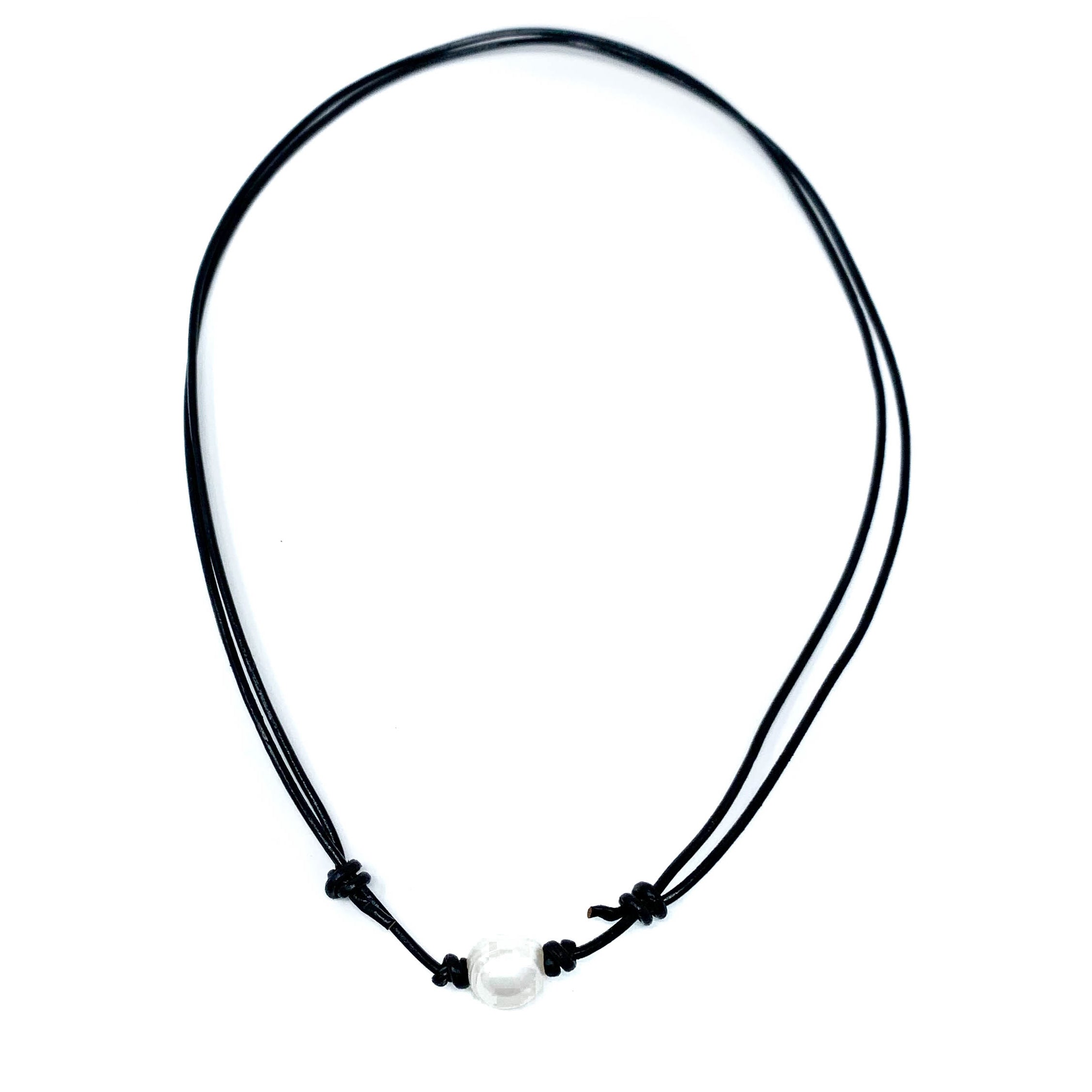 Moon Choker Necklace on Black Cord 90s Silver / Gold Moon Choker Necklace -  Etsy | Moon choker necklace, Chokers, 90s choker