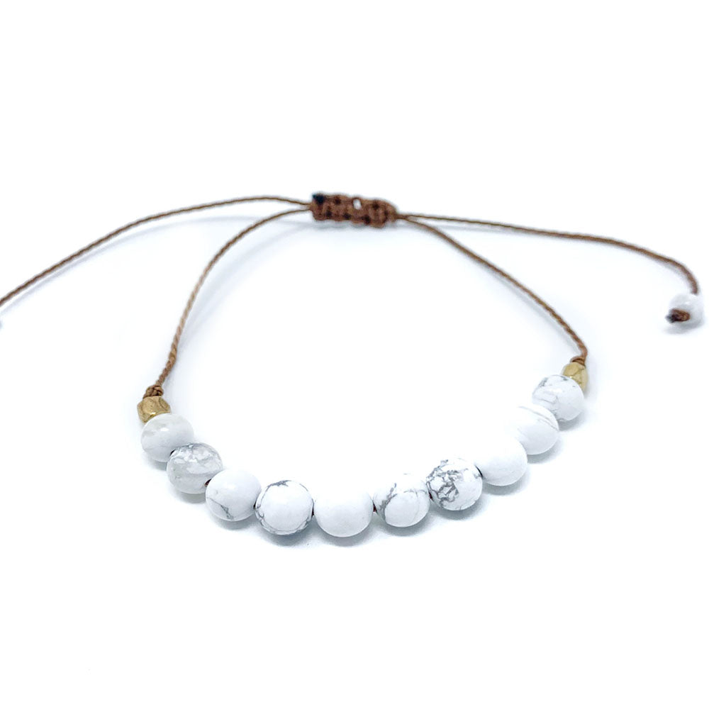 White Howlite Stone Beaded String Bracelet