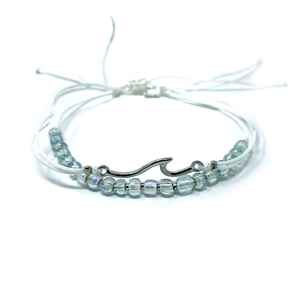 Wave beach bracelet beaded and string light pale green